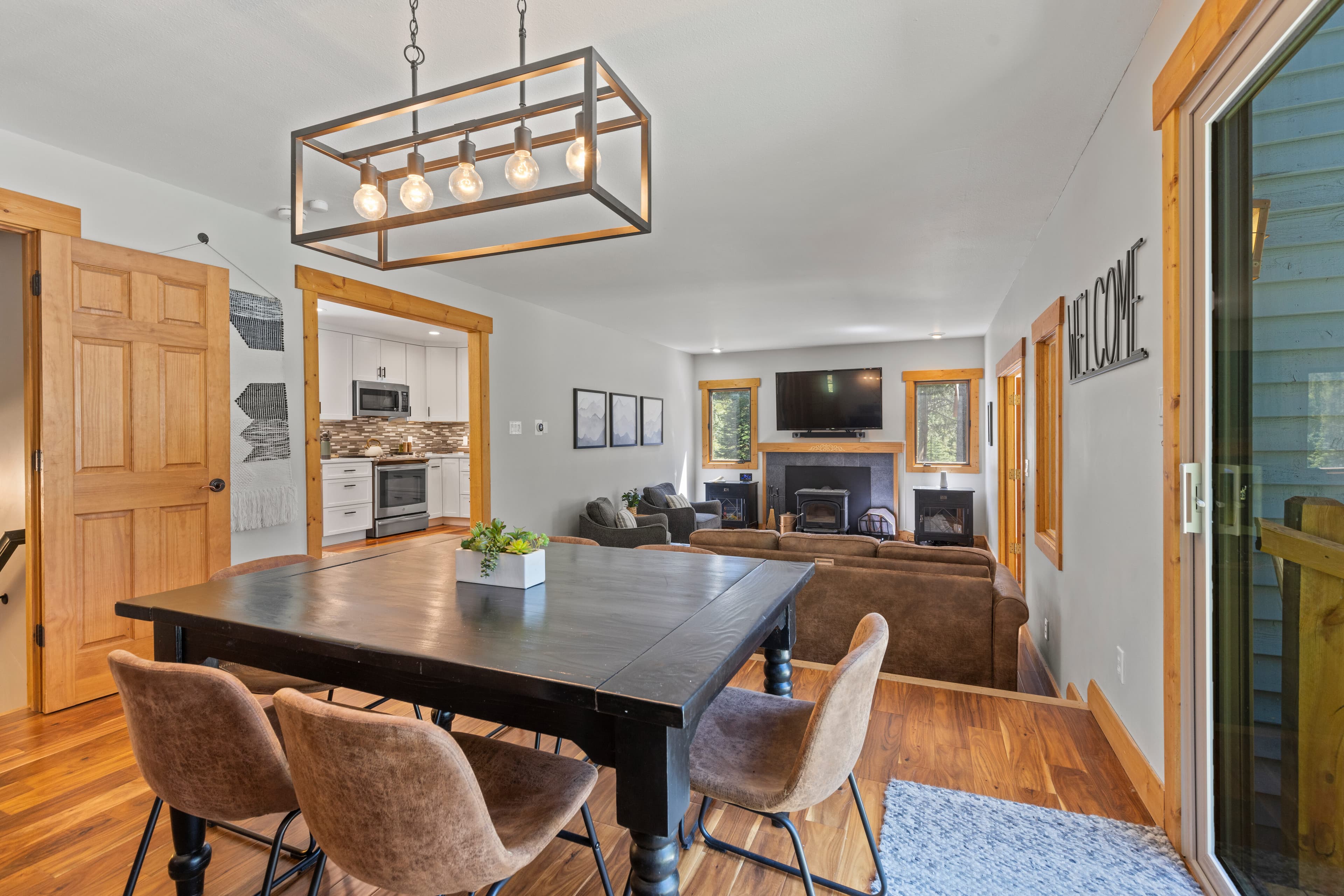 Open floor plan dining and living