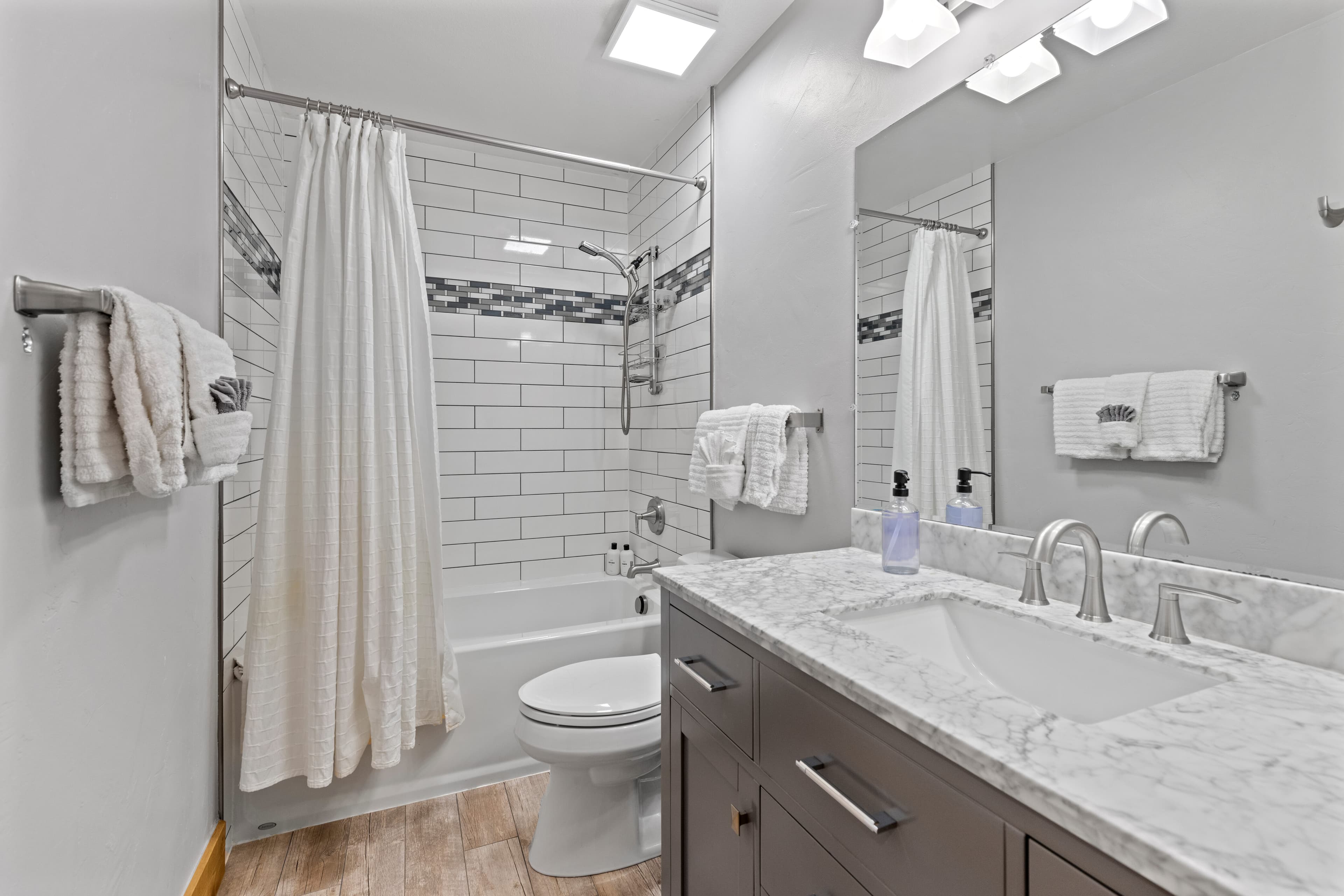 Upstairs hallway bathroom for the first and second bedrooms